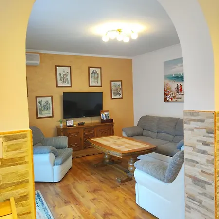 M&r Apartament *